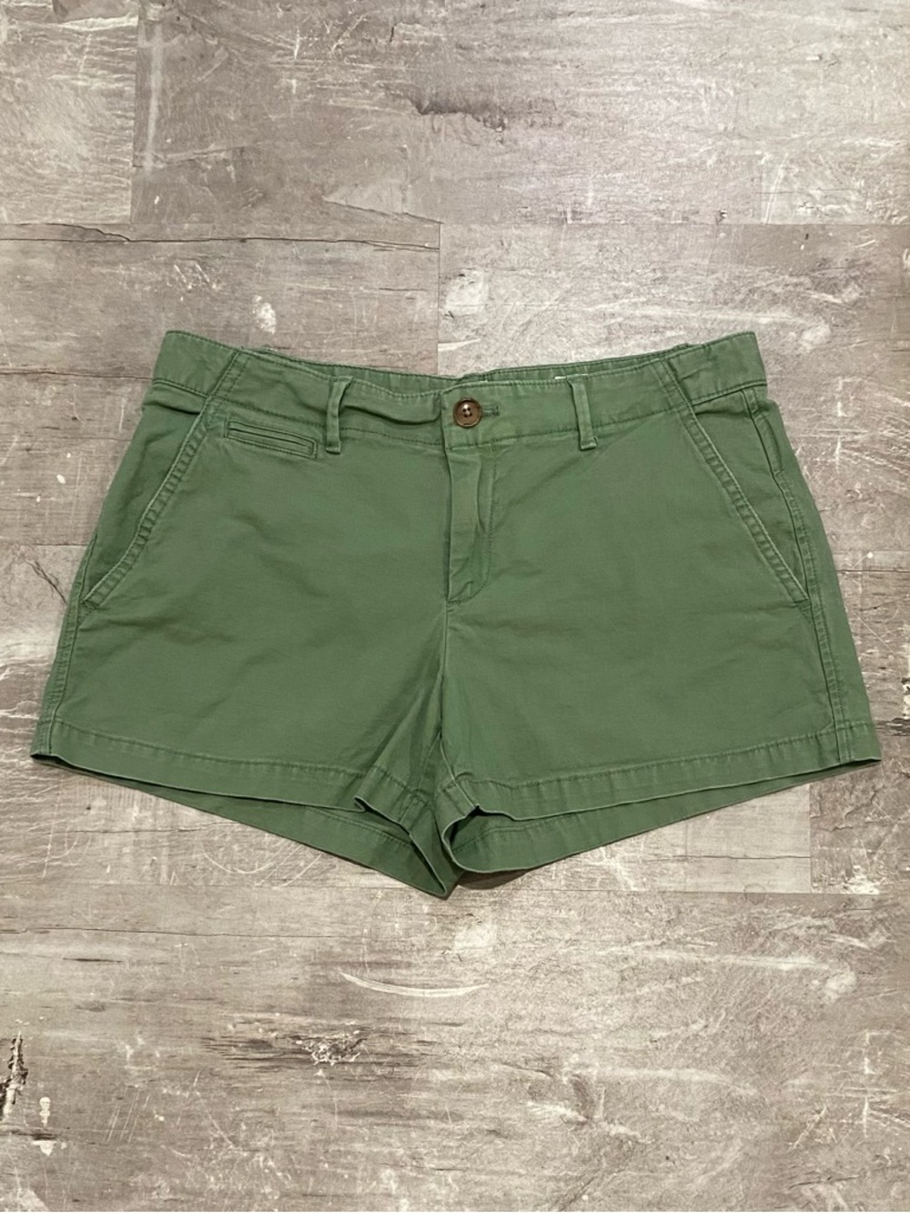 GAP Olive Green Shorts Size 4